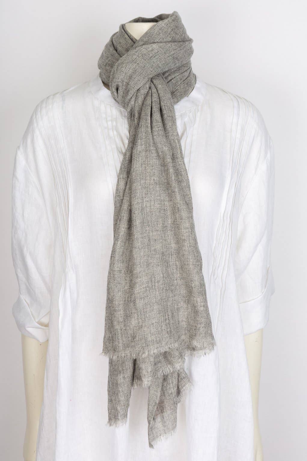 Gigi Cashmere Wrap/Scarf Grey