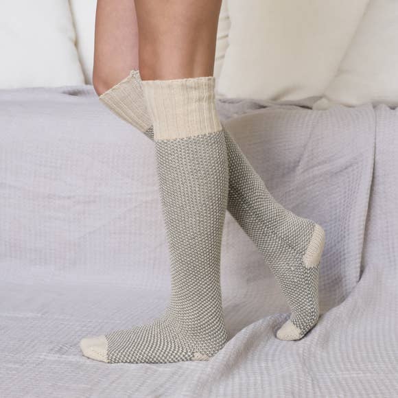 Two-Tone Lounge Socks