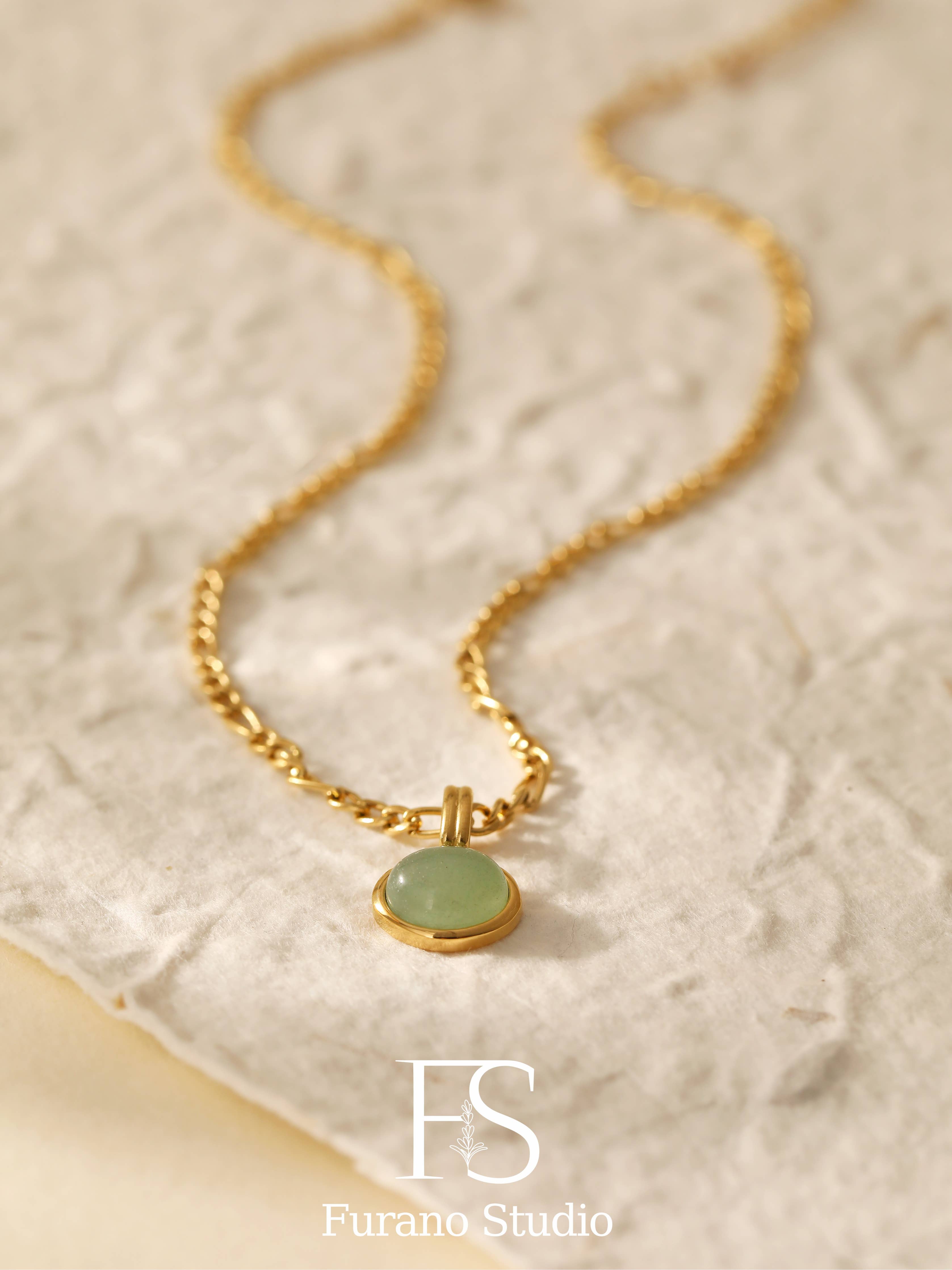 18k Gold Plated Green Oval Aventurine Pendant