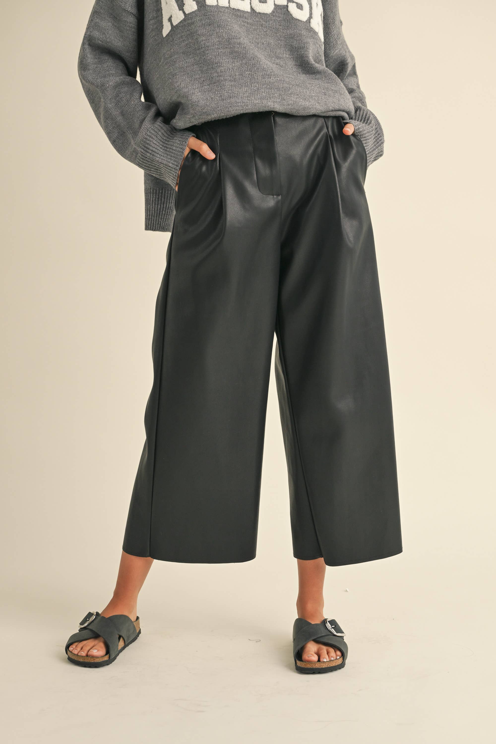 Penny Pleather Cropped Pants