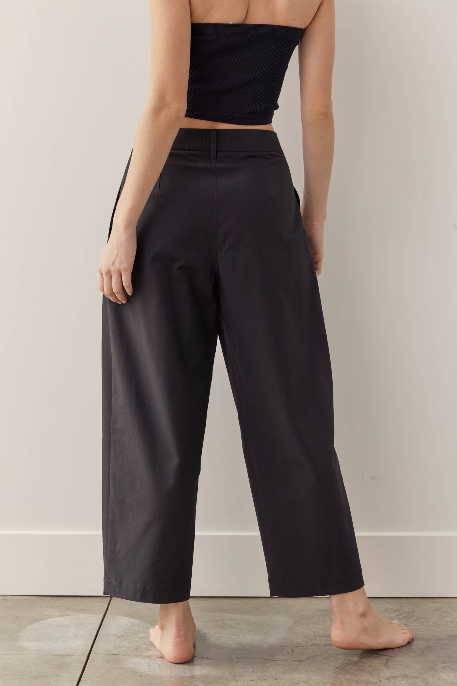 Amente Pleated taped pants