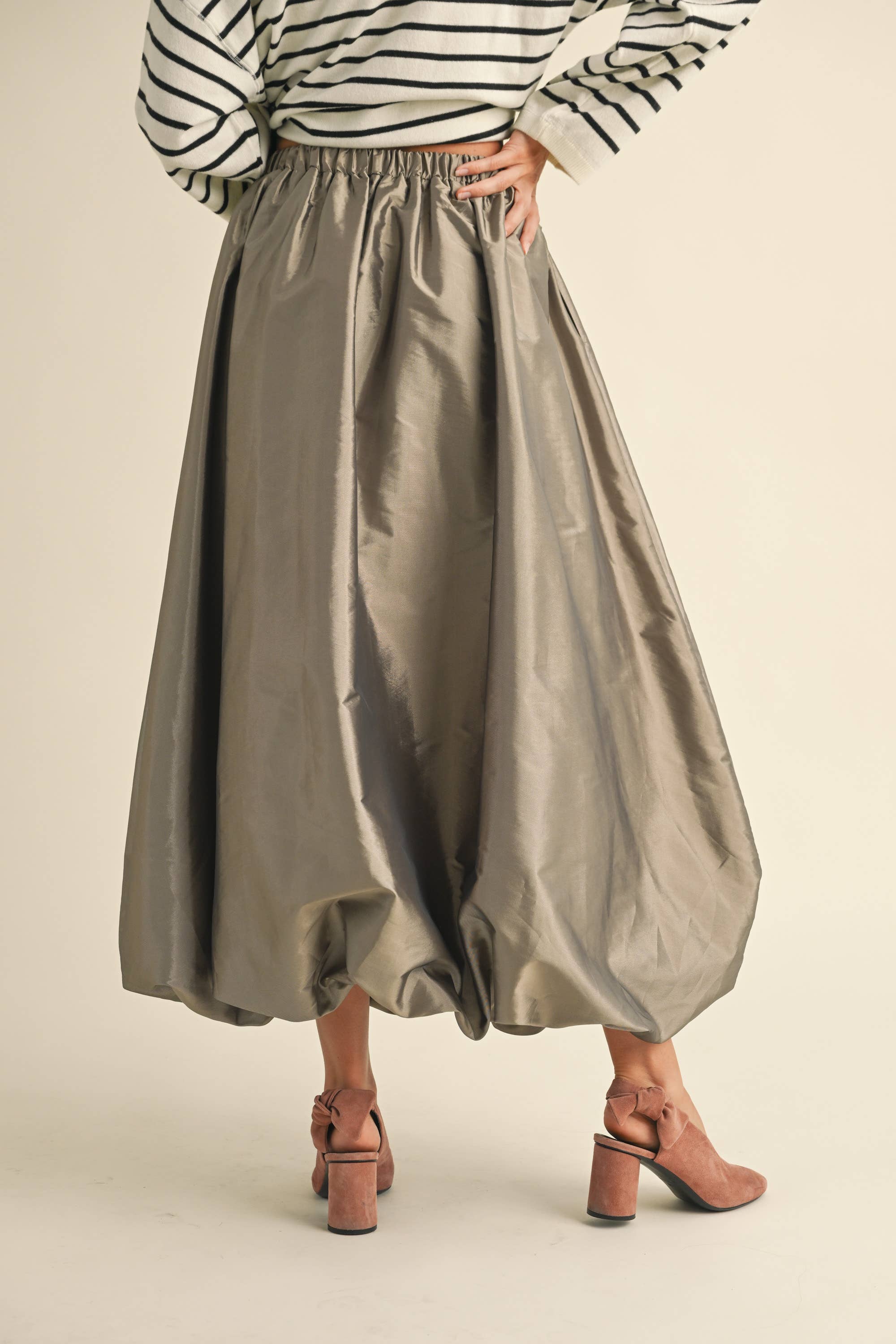 Metallic Balloon Skirt in Black or Bronze