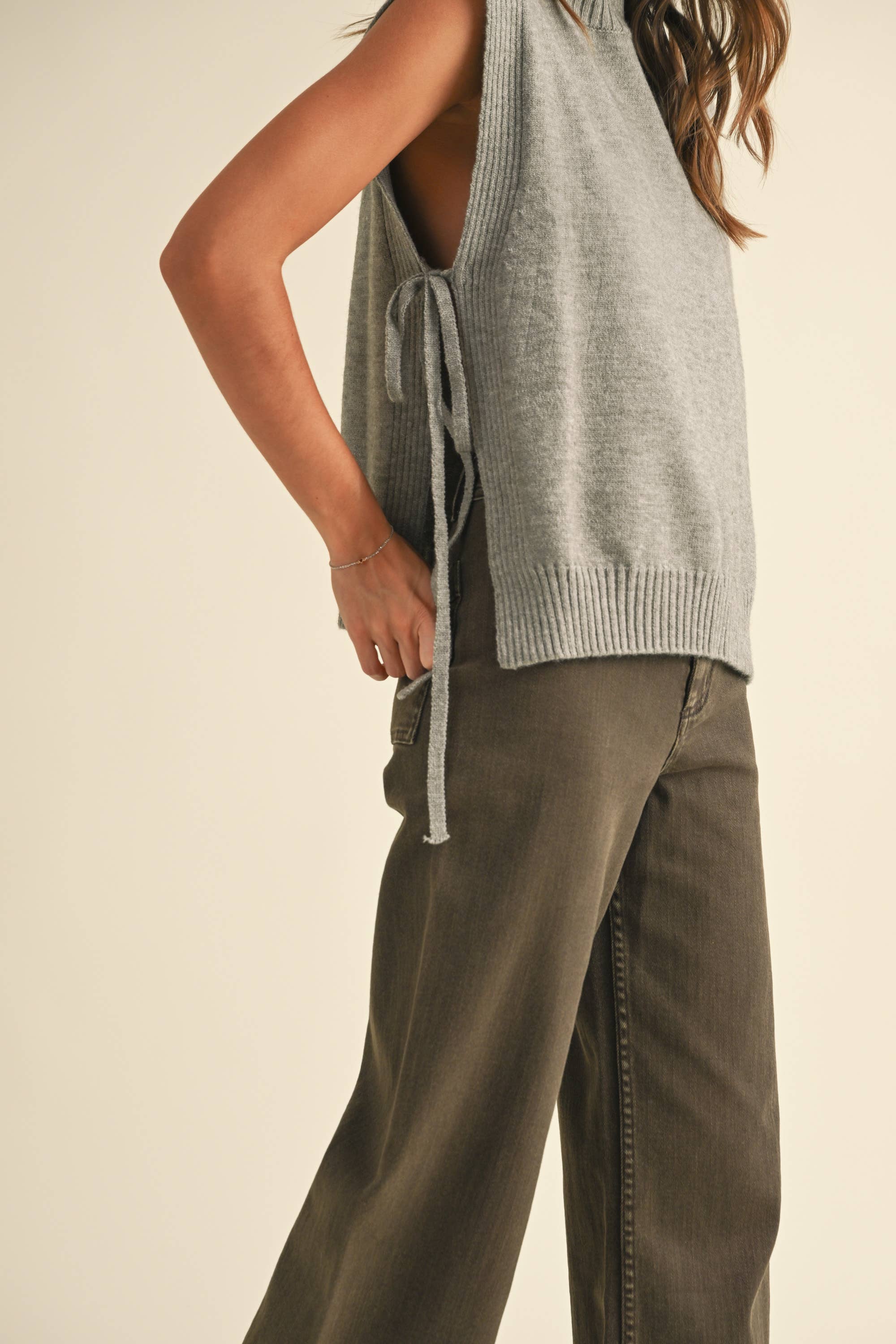 Tied Up Sweater Vest In Gray