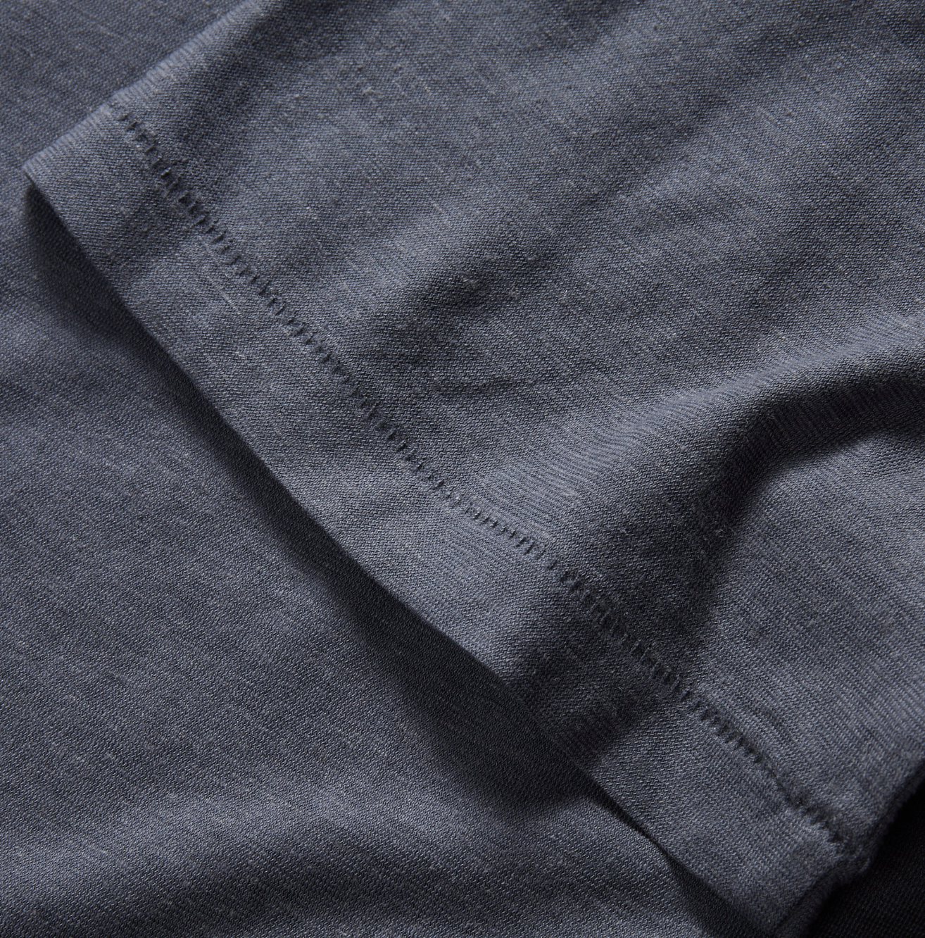 Taylor Stitch Cotton Hemp Tee in Navy