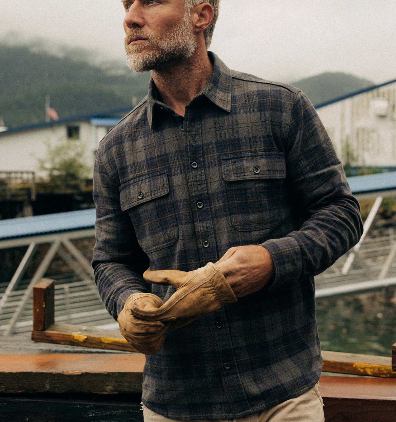 Taylor Stitch Ledge Shirt in Heather Granite