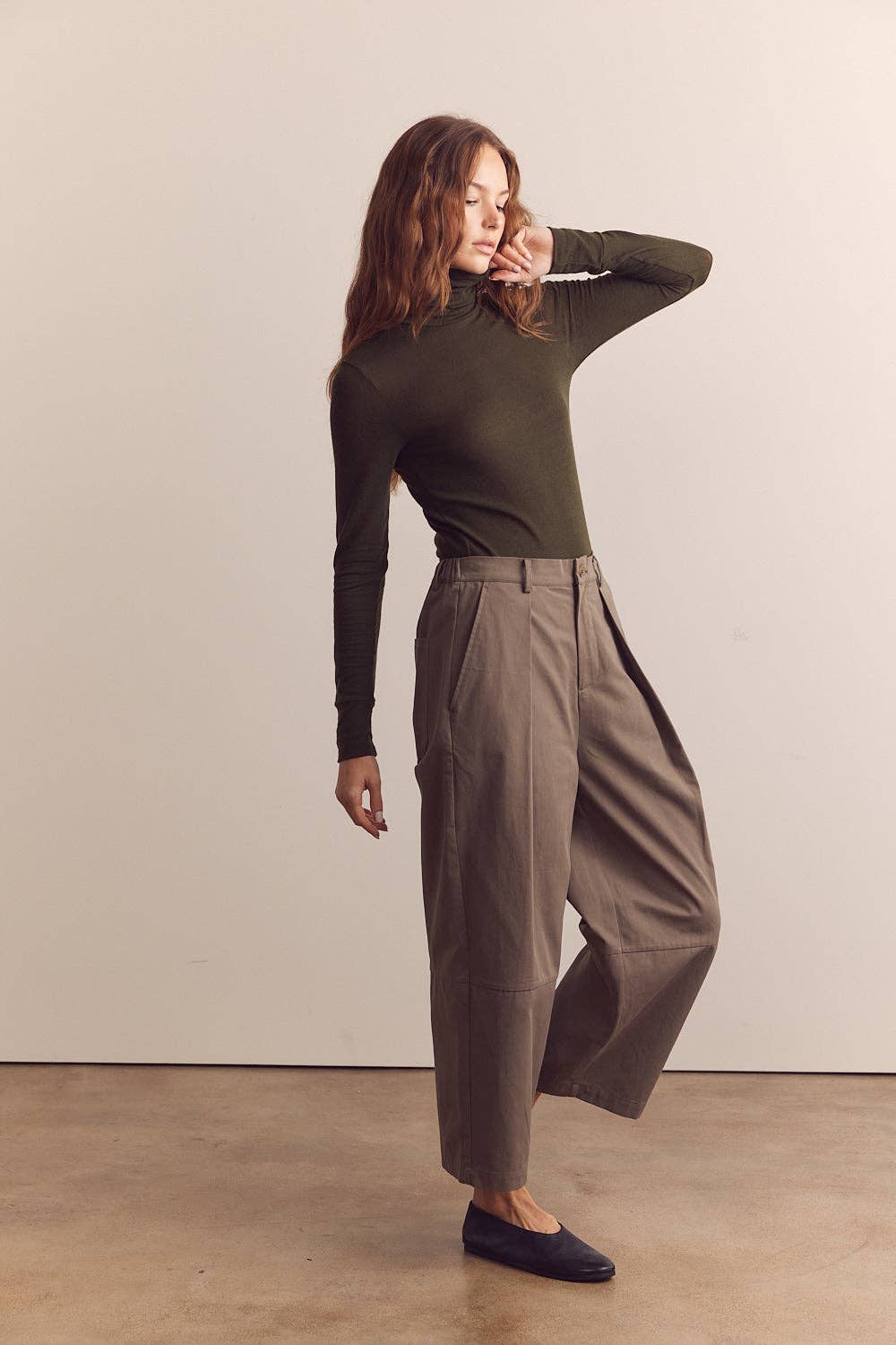 Amente Wide-leg ankle trousers