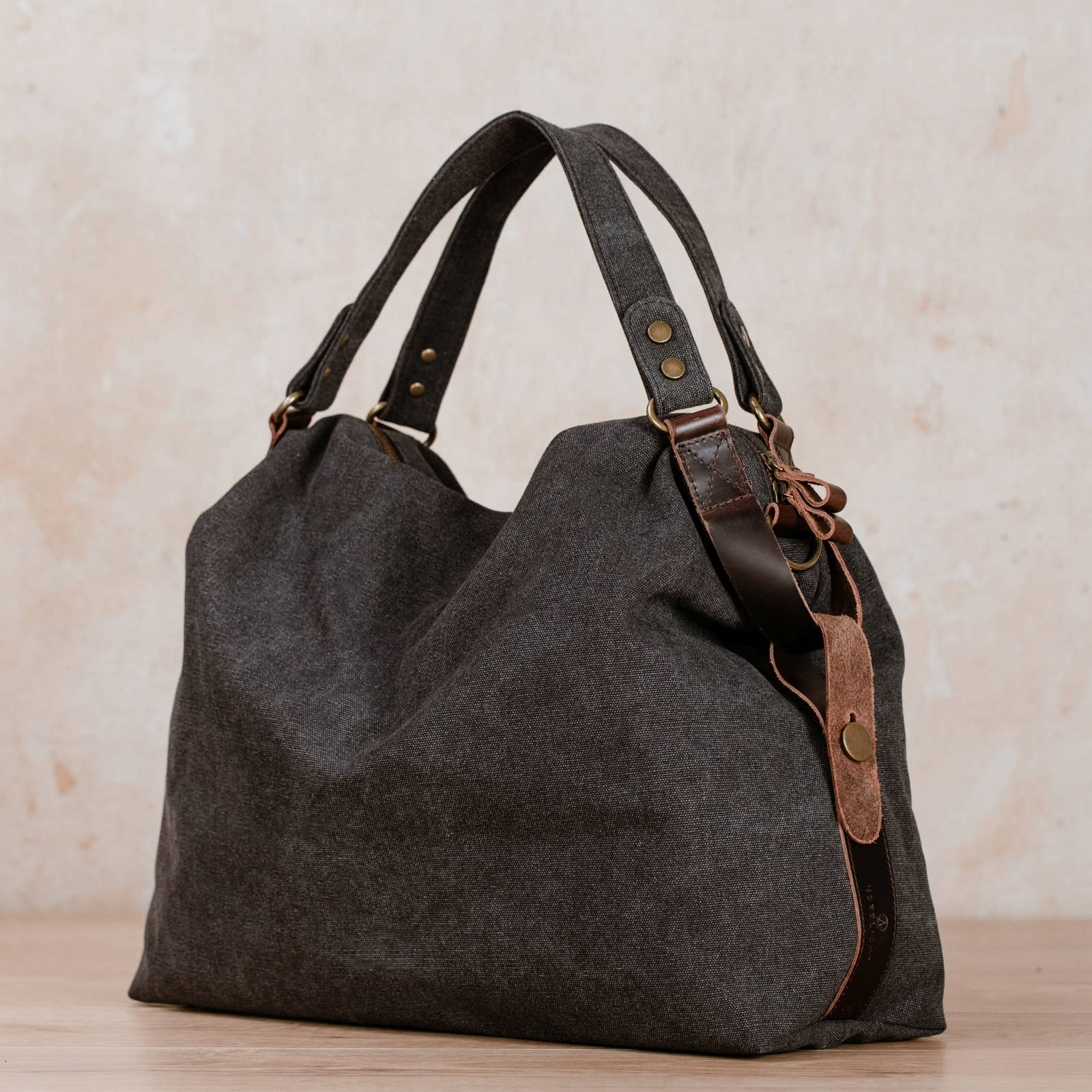 Jarla Shoulder Bag