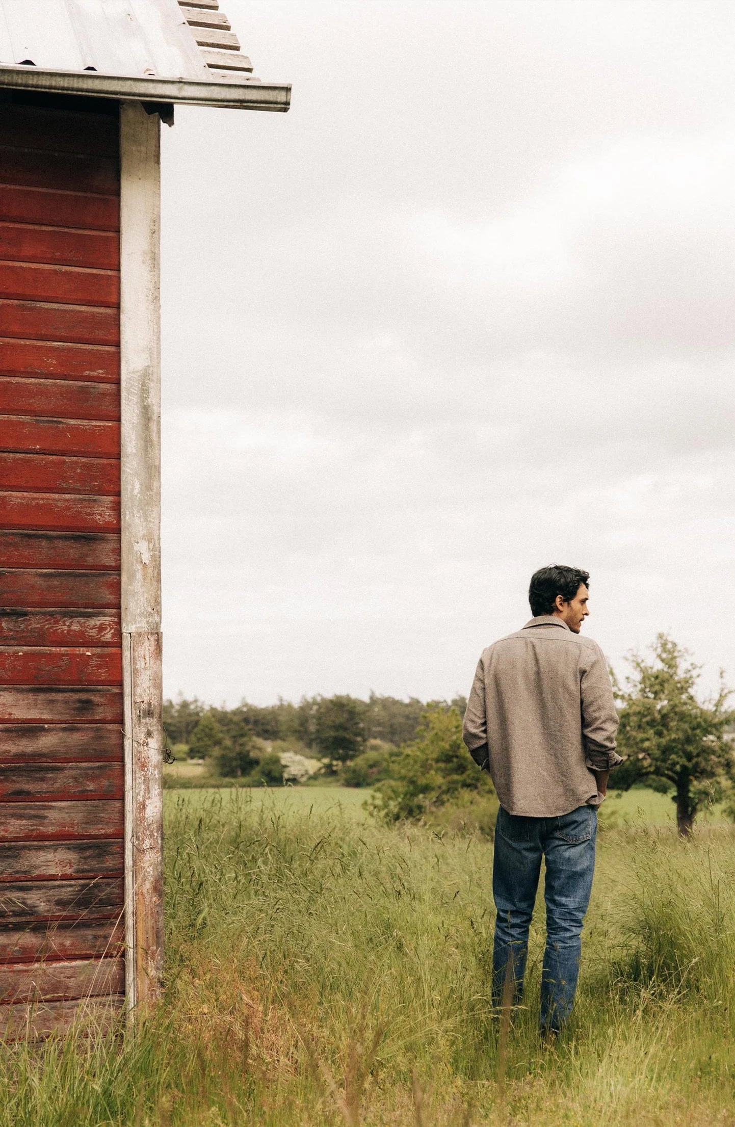Taylor Stitch Slim Jean in Mid Wash Organic Selvedge