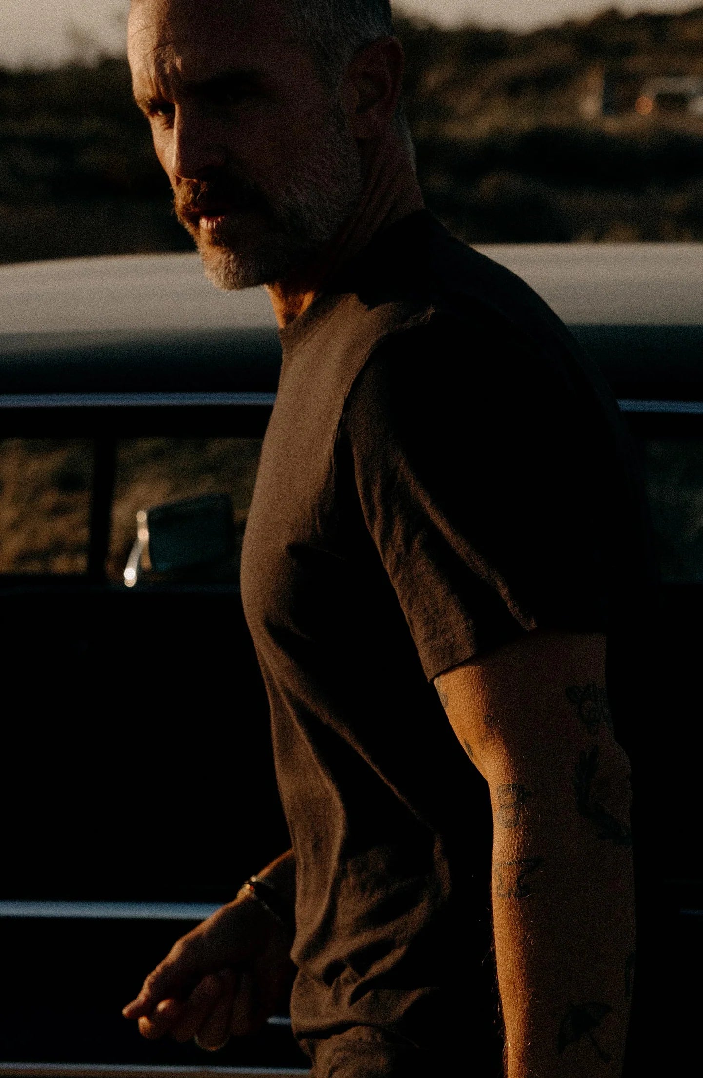 Taylor Stitch Cotton Hemp Tee in Charcoal