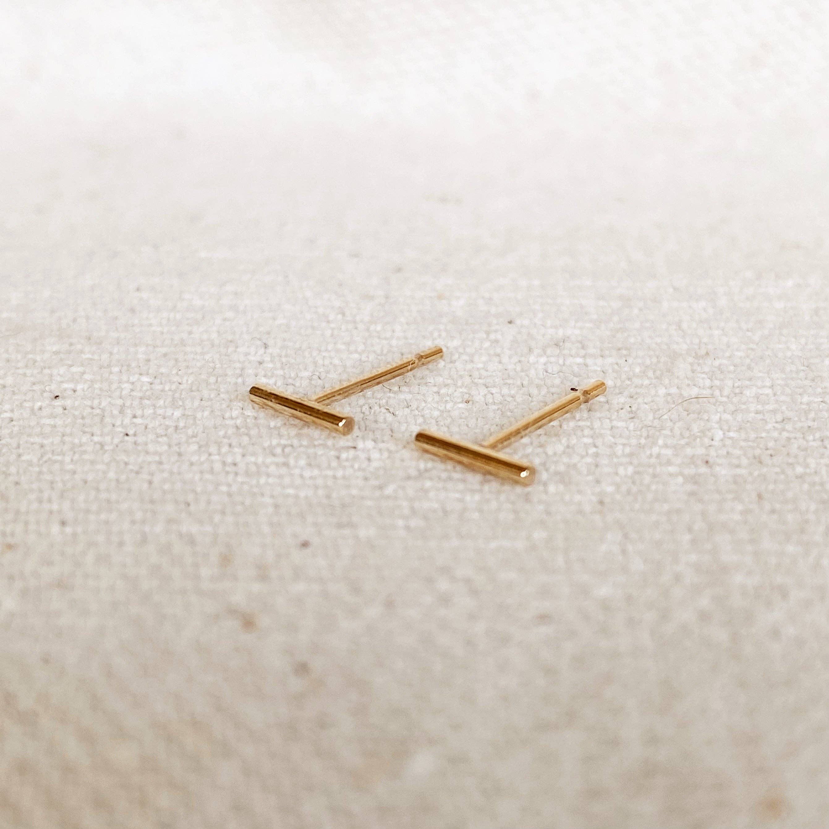 14kt Petite Bar Earrings